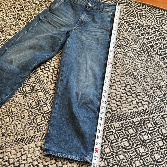 Like New 6397 High Rise Jeans / Tony Pant. Made in Italy. Size 23. Straight leg. - Picture 8 of 10